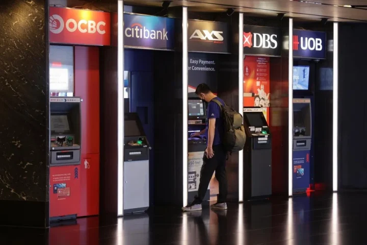 Singapore Banks