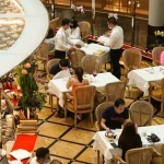 Singapore F&B sales rise